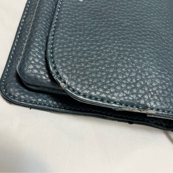 colab Crossbody Bag - Picture 5 of 5